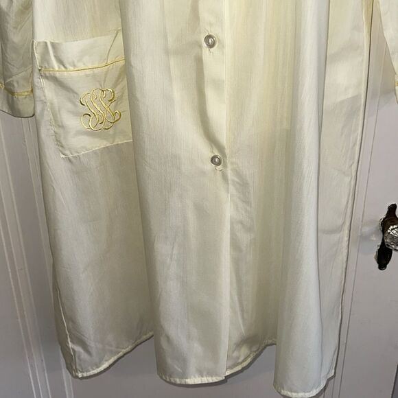 Vintage Bel-Aire Stylecraft Lingerie light yellow pajama top & robe - Picture 3 of 11